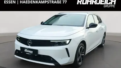Second-hand Opel Astra Edition 110 CP (80 kW) 2024 Alb Hatchback