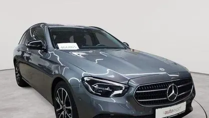 Gebraucht Mercedes E200 197 PS (144 kW) 2022 Selenitgrau metallic Kombi