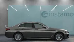 Grau Gebraucht 2022 BMW 520 Limousine | 32.149 € (Guter Preis)
