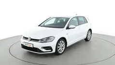 Weiß Gebraucht 2019 VW Golf VII Highline Limousine | 16.050 € (Fairer Preis)