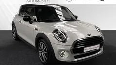 White silver metallic Gebraucht 2020 Mini Cooper Kleinwagen | 18.690 € (Fairer Preis)