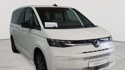 Gebraucht VW Multivan Life 150 PS (110 kW) 2023 Candyweiss Van / Kleinbus