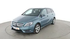 Blau Gebraucht 2015 Mercedes B200 Van / Kleinbus | 16.440 € (Fairer Preis)