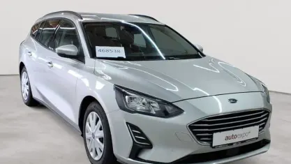 Gebraucht Ford Focus Trend 120 PS (88 kW) 2020 Polarsilber metallic Kombi
