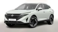 Pearl white / dachfarbe schwarz Neu 2025 Nissan Qashqai N-Connecta SUV | 30.640 € (Guter Preis)