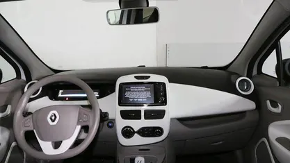 Gebraucht Renault Zoe Life 42 kW (58 PS) 2019 Weiß Kleinwagen