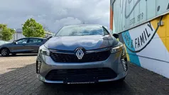 Grau Neu 2025 Renault Clio V Evolution Limousine | 17.960 € (Superpreis)