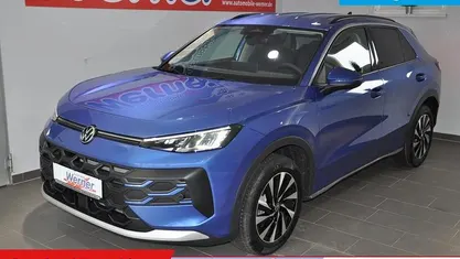 Second-hand VW T-Roc Life 116 CP (85 kW) 2026 Albastru SUV
