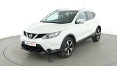 Weiß Gebraucht 2016 Nissan Qashqai N-Connecta SUV | 12.630 € (Fairer Preis)