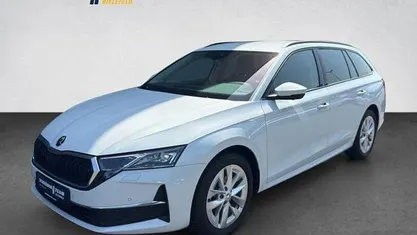 Gebraucht 2024 Skoda Octavia Selection Kombi | 30.290 € (Superpreis)