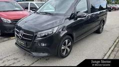 Grau Gebraucht 2024 Mercedes V300 Style Van / Kleinbus | 74.850 € (Guter Preis)