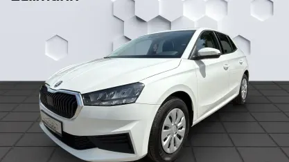 Gebraucht Skoda Fabia Active 65 PS (47 kW) 2023 Weiss Kleinwagen