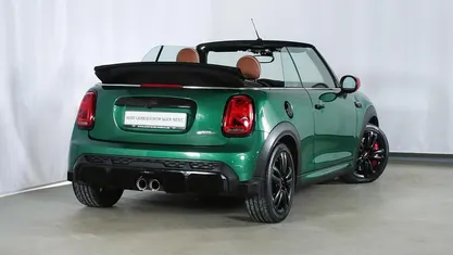 Gebraucht Mini John Cooper Works Cabriolet 231 PS (169 kW) 2022 Gruen Cabrio