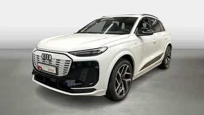 Weiß Gebraucht 2025 Audi Q6 e-tron Sport SUV | 69.720 € (Guter Preis)