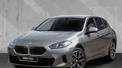 Usata BMW 120 Performance 170 CV (125 kW) 2024 Grigio Utilitaria