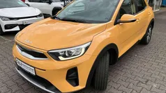Gebraucht 2025 Kia Stonic Vision SUV | 19.890 € (Fairer Preis)