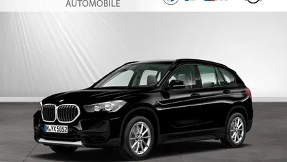 Schwarz uni Gebraucht 2020 BMW X1 SUV | 25.990 € (Fairer Preis)