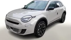 Cappucino beige metallic cappucino beige metallic Neu 2025 Fiat 600 La Prima SUV | 26.221 € (Fairer Preis)