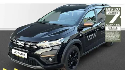 Gebraucht 2025 Dacia Jogger Extreme Van / Kleinbus | 23.290 € (Fairer Preis)