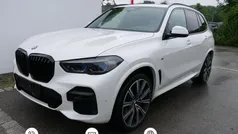 Minerailweiss Gebraucht 2023 BMW X5 M Sport SUV | 59.900 € (Superpreis)