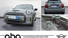 Grau Gebraucht 2022 Mini Cooper SE Essential Kleinwagen | 16.360 € (Guter Preis)