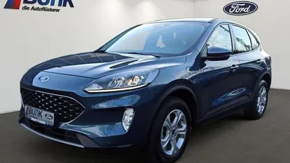 Lackierung metallic Gebraucht 2021 Ford Kuga Titanium SUV | 21.980 € (Fairer Preis)