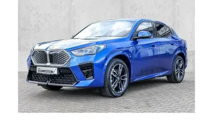 Gebraucht BMW iX2 M Sport 230 kW (313 PS) 2025 Blau SUV