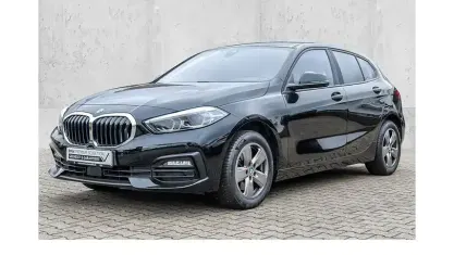 Gebraucht BMW 118 Advantage 136 PS (100 kW) 2023 Schwarz Limousine