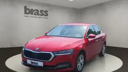 Gebraucht Skoda Octavia Style 150 PS (110 kW) 2021 Velvetrot premium metallic Kombi