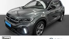 Indiumgrau metallic Gebraucht 2024 VW T-Roc R-line SUV | 32.339 € (Fairer Preis)