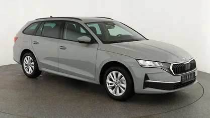 Gebraucht 2025 Skoda Octavia Selection Kombi | 34.095 € (Guter Preis)