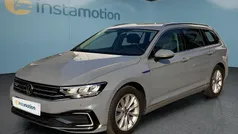 Grau Gebraucht 2022 VW Passat GTE Kombi | 27.749 € (Fairer Preis)