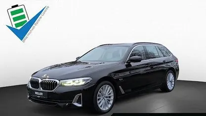 Gebraucht BMW 530e Luxury Line 292 PS (214 kW) 2022 Schwarz Kombi