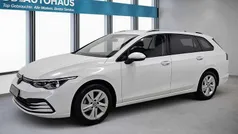 Weiß Gebraucht 2023 VW Golf VIII Life Kombi | 24.850 € (Fairer Preis)