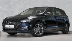 Phantom black / mic Gebraucht 2022 Hyundai i30 Trend Limousine | 13.480 € (Fairer Preis)
