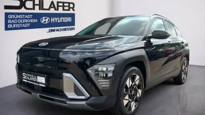 Gebraucht Hyundai Kona Trend 129 PS (94 kW) 2025 Abyss black / mic SUV