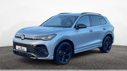 Oyster silver Gebraucht 2025 VW Tiguan Style SUV | 40.423 € (Fairer Preis)