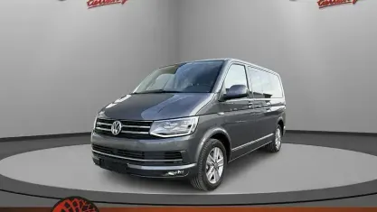 Gebraucht VW Multivan 199 PS (146 kW) 2019 Grau Van / Kleinbus