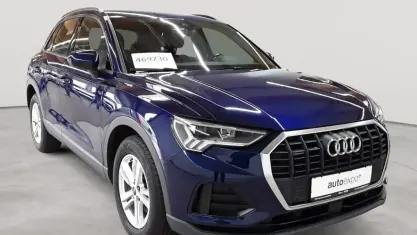Gebraucht Audi Q3 150 PS (110 kW) 2023 Navarrablau metallic SUV