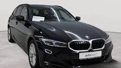 Saphirschwarz metallic Gebraucht 2022 BMW 320 Sport Line Kombi | 25.690 € (Guter Preis)