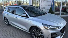 Polar silber metallic Gebraucht 2024 Ford Focus ST-Line Kombi | 24.440 € (Superpreis)