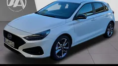 Weiß Gebraucht 2024 Hyundai i30 Advantage Limousine | 24.990 € (Fairer Preis)