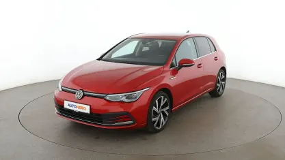 Gebraucht VW Golf VIII Style 131 PS (96 kW) 2020 Rot Limousine