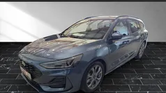 Chromablau (metallic) Gebraucht 2023 Ford Focus ST-Line Kombi | 26.400 € (Fairer Preis)