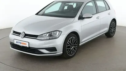 Gebraucht VW Golf VII Trendline 116 PS (85 kW) 2018 Grau Limousine
