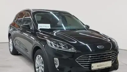 Usata Ford Kuga Titanium 120 CV (88 kW) 2023 Nero SUV