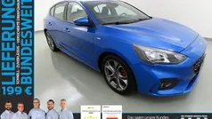 Dynamicblau Gebraucht 2019 Ford Focus ST-Line Limousine | 16.240 € (Fairer Preis)