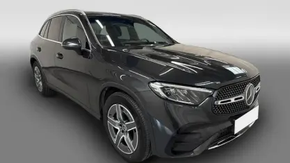 Gebraucht Mercedes E300 AMG line 269 PS (197 kW) 2025 Grau SUV