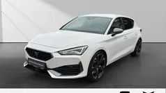 Weiss Gebraucht 2024 Cupra Leon VZ Limousine | 33.990 € (Guter Preis)