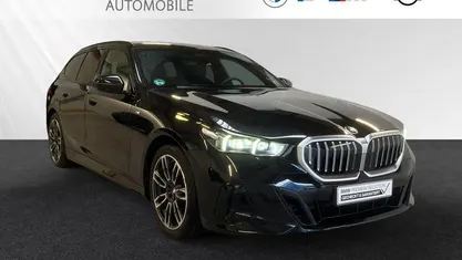 Gebraucht 2025 BMW 520 Comfort Edition Kombi | 49.490 € (Guter Preis)